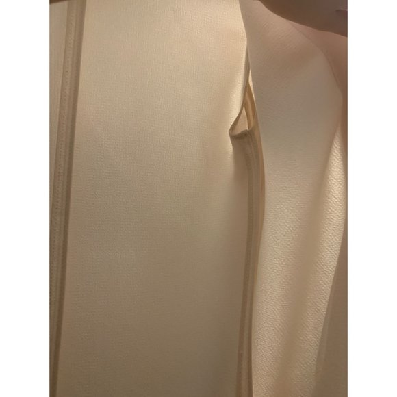 Aritzia Flowy Cream Crepe Blazer Size 2 XS - Picture 4 of 7
